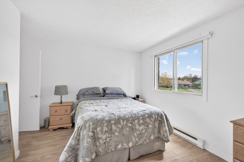 Dwelling - 745 Rue De Boucherville, Drummondville, QC - Indoor Photo Showing Bedroom