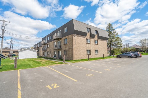 Front of Structure - 735 Rue De Boucherville, Drummondville, QC - Outdoor