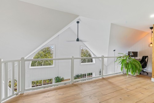 Mezzanine - 3 Rue Susan, Morin-Heights, QC - Indoor Photo Showing Other Room