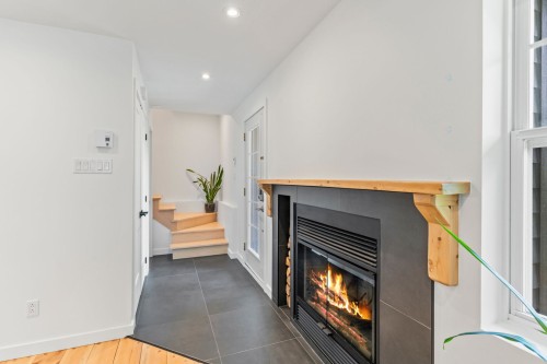 Corridor - 3 Rue Susan, Morin-Heights, QC - Indoor With Fireplace