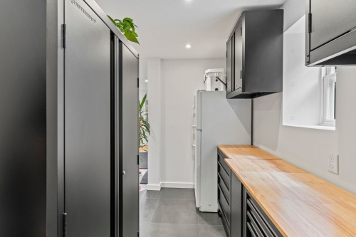 Atelier - 3 Rue Susan, Morin-Heights, QC - Indoor