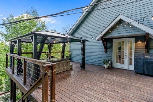 Balcon - 3 Rue Susan, Morin-Heights, QC - Outdoor With Exterior