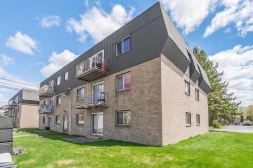 Front of Structure - 755 Rue De Boucherville, Drummondville, QC - Outdoor