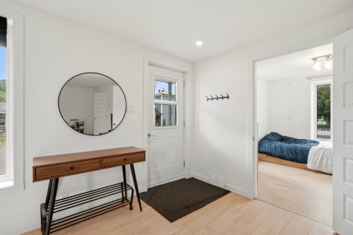 Mud Room - 247 Rue Versailles, Roxton Falls, QC - Indoor Photo Showing Other Room