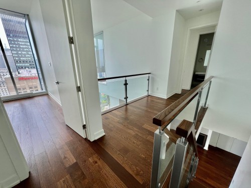 View - Ph3802-1155 Rue De La Montagne, Montréal (Ville-Marie), QC - Indoor Photo Showing Other Room