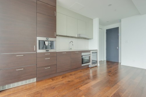Kitchen - Ph3802-1155 Rue De La Montagne, Montréal (Ville-Marie), QC - Indoor Photo Showing Other Room