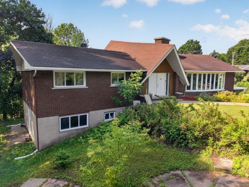 Front of Structure - 181 Rue Principale, Brownsburg-Chatham, QC - Outdoor