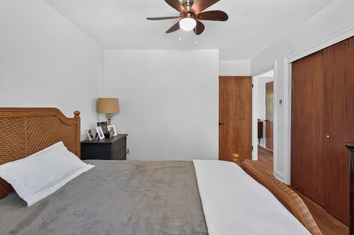 Bedroom - 181 Rue Principale, Brownsburg-Chatham, QC - Indoor Photo Showing Bedroom