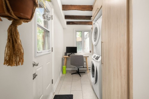 Office - 4452 Rue Rivard, Montréal (Le Plateau-Mont-Royal), QC - Indoor Photo Showing Laundry Room