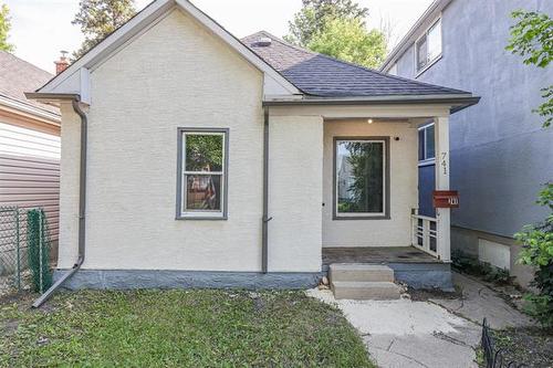 741 Stella Ave, Winnipeg, MB - Outdoor With Exterior