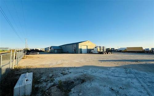 10 Industrial Rd, St Andrews, MB 