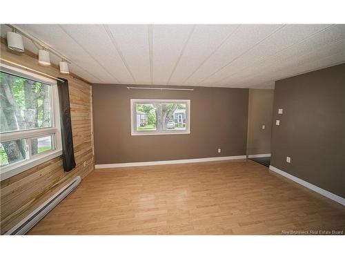 198 Moore St, Lincoln, NB 