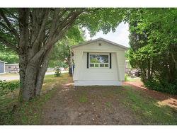 198 Moore ST  Lincoln, NB E3B 8L8