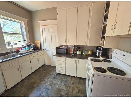 354 Cameron St, Moncton, NB - Indoor Photo Showing Kitchen With Double Sink