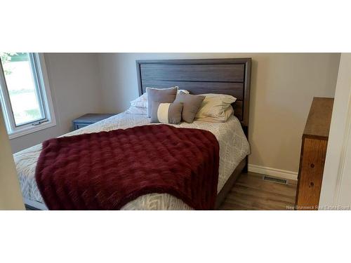 105 Arthur St, Memramcook, NB 