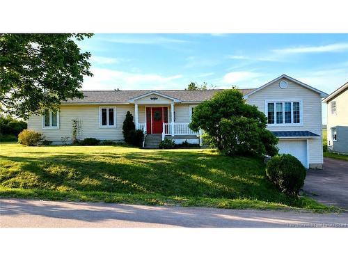 105 Arthur St, Memramcook, NB 