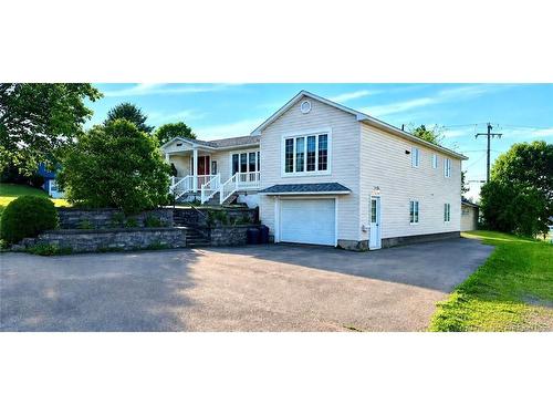 105 Arthur St, Memramcook, NB 