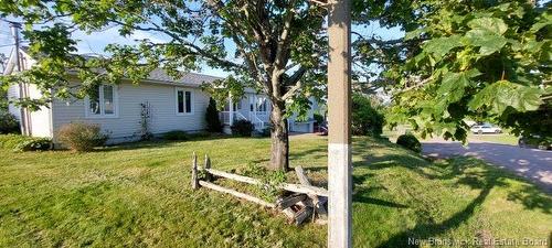 105 Arthur St, Memramcook, NB 