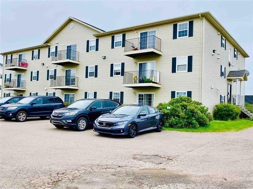 #10 33 GLEN STEWART Drive  Stratford, PE C1B 2A8