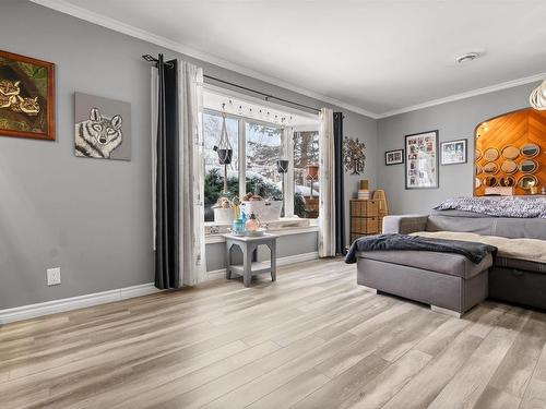 16 Rogers Avenue, Amherst, NS - Indoor