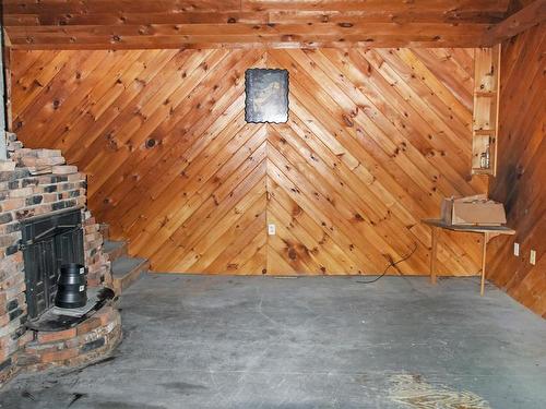 2113 Fire Lane, Torbrook, NS - Indoor With Fireplace