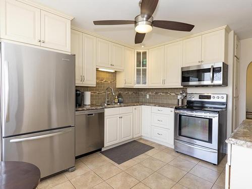 12 Central Avenue, Amherst, NS - Indoor Photo Showing Kitchen