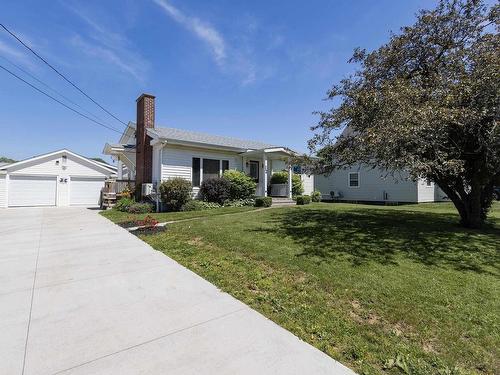 12 Central Avenue, Amherst, NS - Outdoor