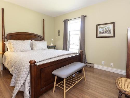 12 Central Avenue, Amherst, NS - Indoor Photo Showing Bedroom