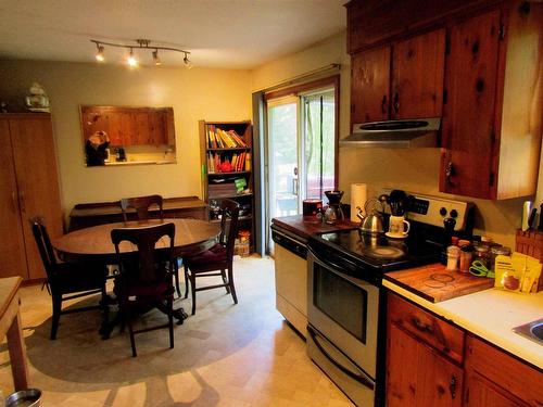 7 Circle Drive, Lake Echo, NS - Indoor Photo Showing Kitchen