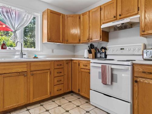 38 Ridgecrest Drive, Bridgewater, NS - Indoor Photo Showing Kitchen With Double Sink