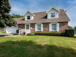 17 Blythe Crescent  Sherwood, PE C1A 8C7
