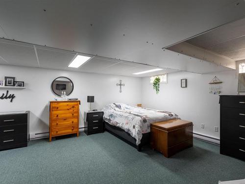 69 King Street, Yarmouth, NS - Indoor Photo Showing Bedroom
