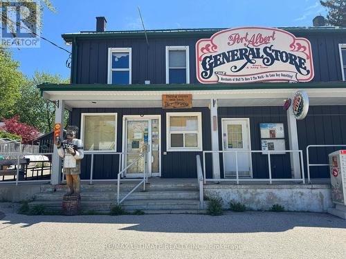 4 Central Wellington Street, Goderich, ON 
