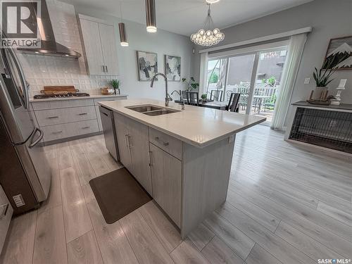 3755 Gee Crescent, Regina, SK - Indoor Photo Showing Kitchen With Double Sink