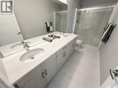 3755 Gee Crescent, Regina, SK - Indoor Photo Showing Bathroom