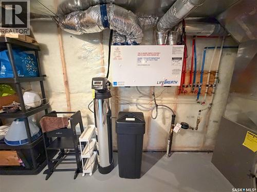 3755 Gee Crescent, Regina, SK - Indoor Photo Showing Basement