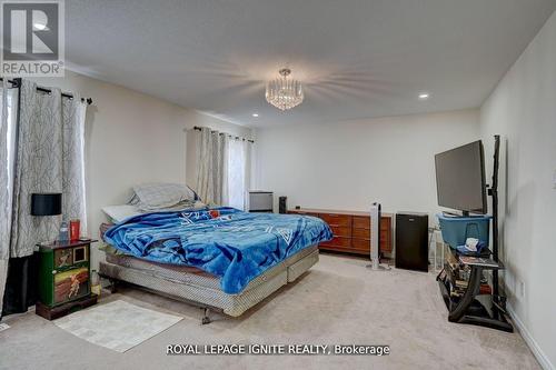 41 Northhill Avenue E, Cavan Monaghan, ON - Indoor Photo Showing Bedroom