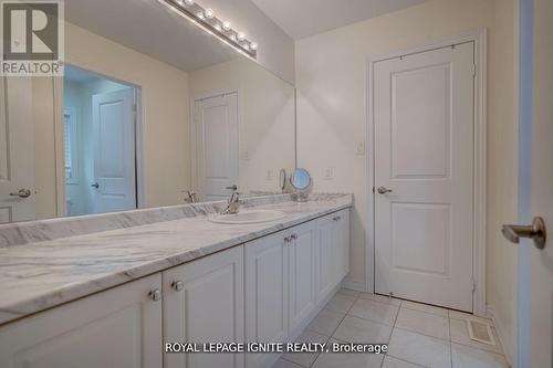 41 Northhill Avenue E, Cavan Monaghan, ON - Indoor Photo Showing Bathroom