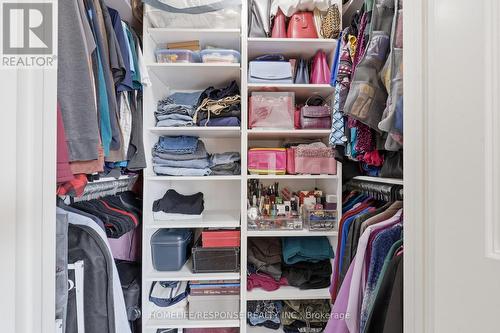 680 Sweetwater Place, Mississauga, ON - Indoor With Storage