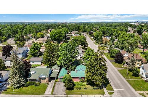 439 Maude Street, Petrolia, ON - Outdoor With View