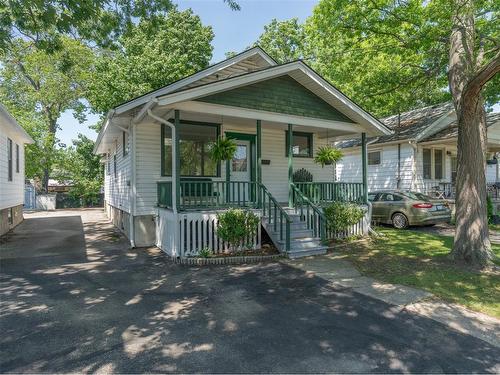 288 NELSON Street  Sarnia, ON N7T 5J2