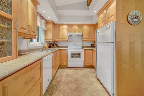Cuisine - 230 Av. Jean-Joseph E., Saint-Raymond, QC - Indoor Photo Showing Kitchen