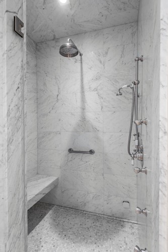 Master Bathroom - Ph-2-1455 Rue Sherbrooke O., Montréal (Ville-Marie), QC - Indoor Photo Showing Bathroom
