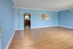 Salon - 