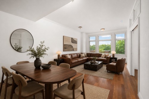 303 205 Av Victoria — photo 1