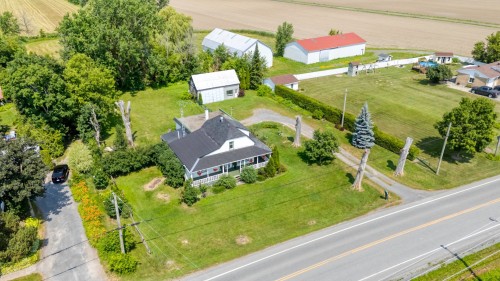Photo aérienne - 385 Rue St-Pierre, Saint-Constant, QC - Outdoor With View