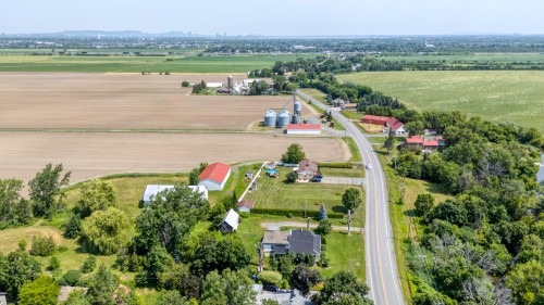 Photo aérienne - 385 Rue St-Pierre, Saint-Constant, QC - Outdoor With View