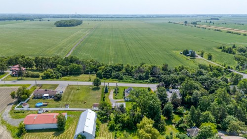 Photo aérienne - 385 Rue St-Pierre, Saint-Constant, QC - Outdoor With View