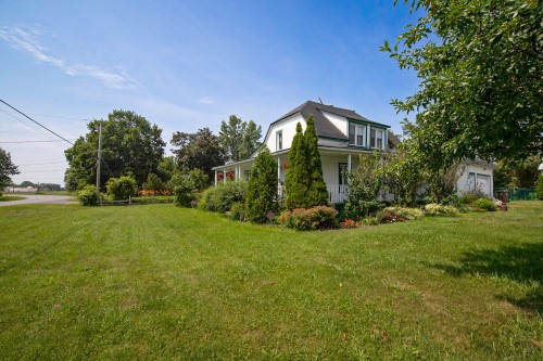 Façade - 385 Rue St-Pierre, Saint-Constant, QC - Outdoor