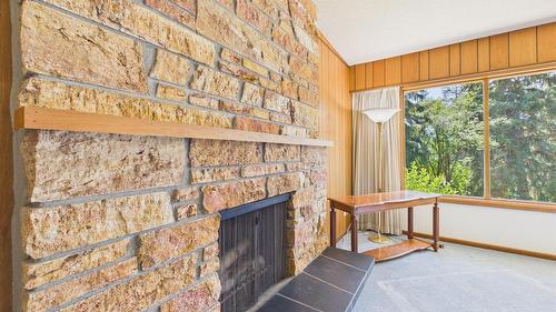 600 Knighton Road, Kimberley, BC - Indoor With Fireplace